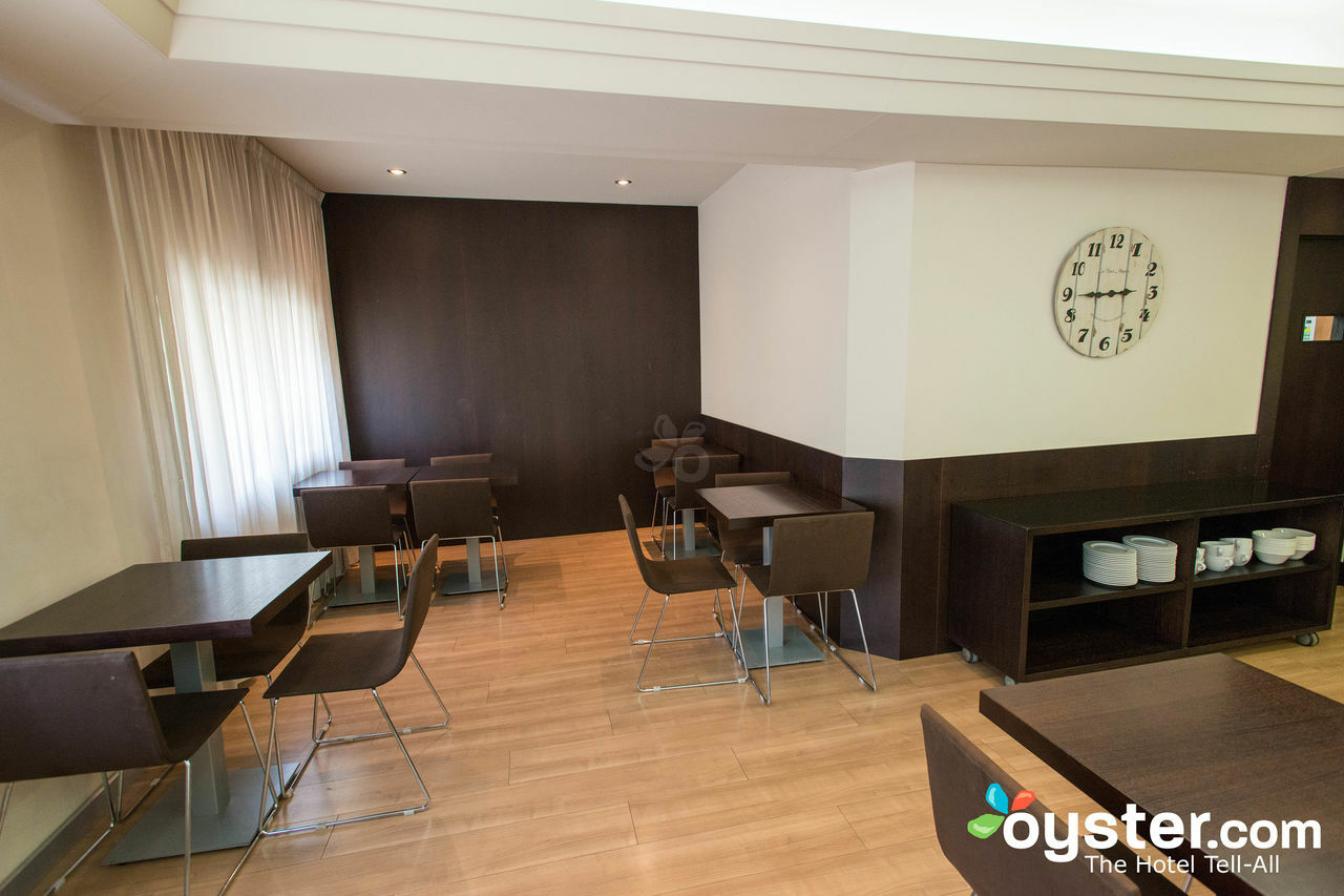 Hotell Acta Antibes Barcelona